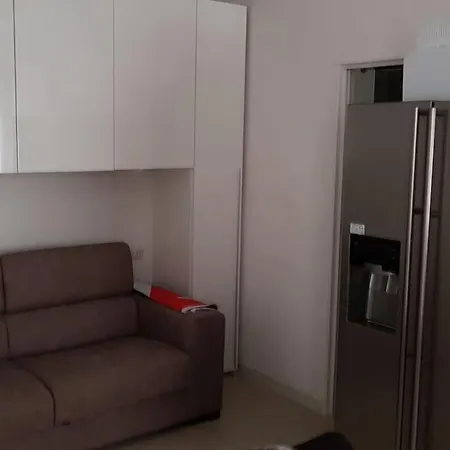 Mini Fronte Mare Piazza Mazzini Daire *