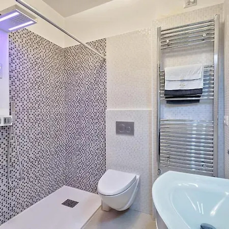 Mini Fronte Mare Piazza Mazzini Daire *