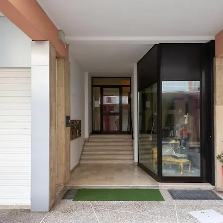 Mini Fronte Mare Piazza Mazzini *